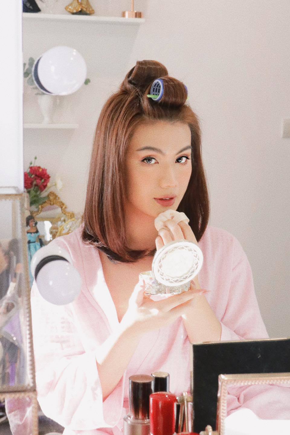 Sao Việt để tóc cuốn lô: Đào Bá Lộc lấn lướt dàn mỹ nhân Vbiz - Hình 2