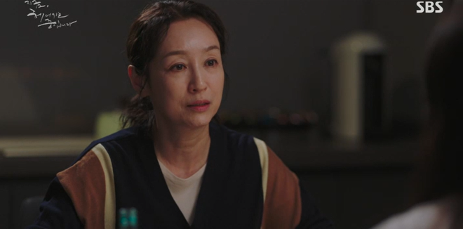 Song Hye Kyo khóc cạn nước mắt vì bị mẹ ép chia tay trai trẻ, lần này toang thật ở tập 10 Now, We Are Breaking Up? - Hình 4