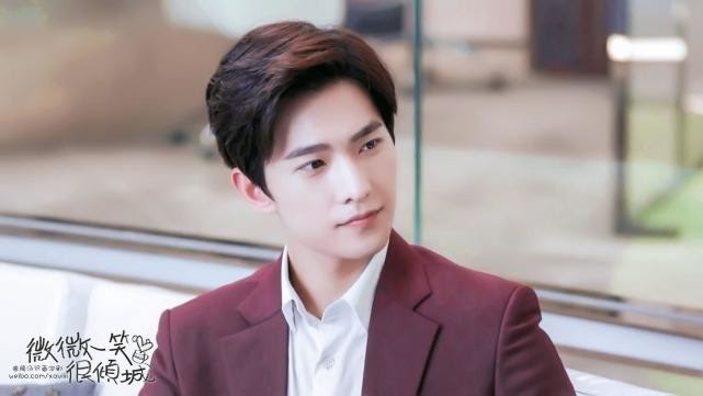 Dương Dương hóa Triển Chiêu gây bão cõi mạng với nhan sắc đẹp như tượng tạc khiến fan xỉu ngang - Hình 1