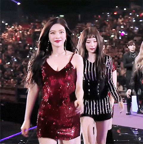 Nữ thần váy đỏ Joy (Red Velvet) comeback cực gắt tại KBS Gayo Daechukje: Sang và sexy nghẹt thở thế này fan chịu sao nổi! - Hình 12