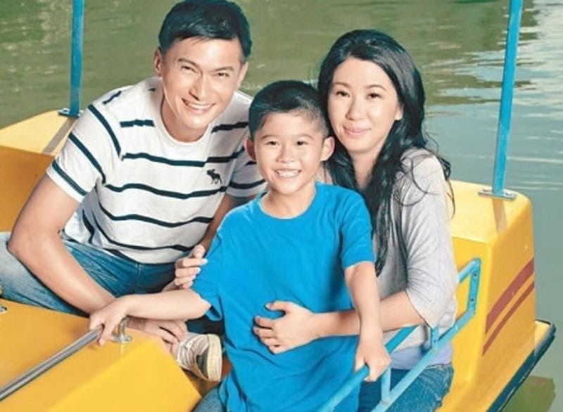 Trần Cẩm Hồng tất bật chạy show, hát hội chợ kiếm tiền nuôi con tự kỷ - Hình 10