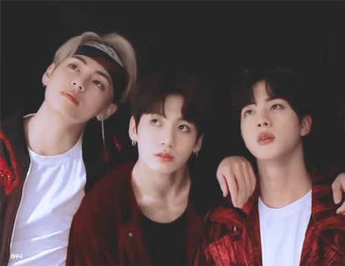 Sự kết hợp của bộ ba BTS khiến người hâm mộ sáng mắt ra: Đang ở concert mà cứ ngỡ thiên đường! - Hình 20