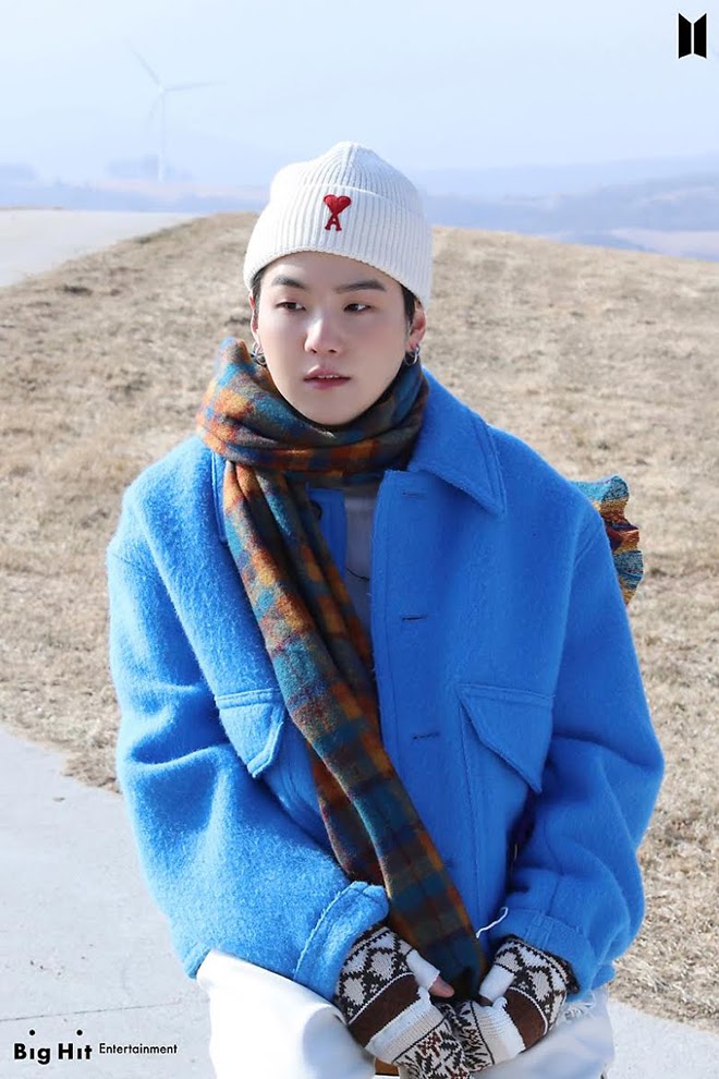 Suga (BTS) được đồng nghiệp tiết lộ tình trạng hiện tại sau khi phát hiện nhiễm COVID-19 - Hình 2