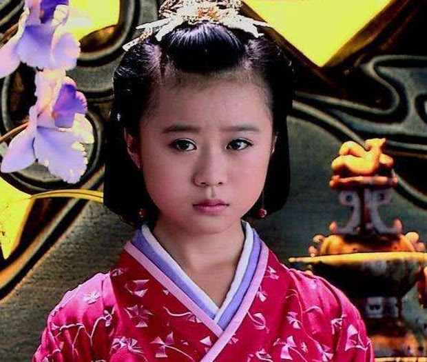 Đổng Tuệ - Con gái Lâm Tâm Như tái xuất, nhan sắc ra sao sau 11 năm biến mất khỏi showbiz? - Hình 1