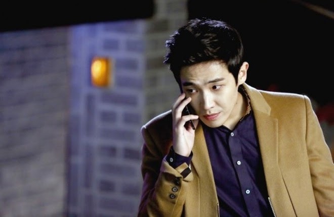 Lee Joon - Nam thần đè bẹp Gong Yoo trong bom tấn mới, nhan sắc đỉnh cao khiến fan rớt liêm sỉ - Hình 8