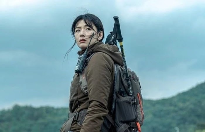 Song Hye Kyo và Jun Ji Hyun đồng loạt bại trận, bị 1 sao nữ cướp mất giải nữ diễn viên của năm - Hình 3