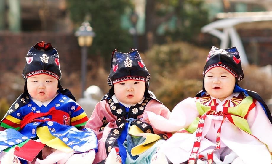 Song Il Gook - Bố béo quốc dân cùng bộ 3 Daehan Minguk Manse khuynh đảo Kbiz giờ ra sao? - Hình 5