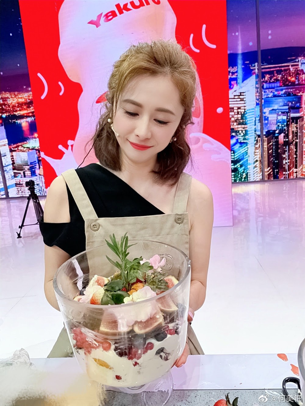 Hà Mỹ Điền - Ni cô đẹp nhất Tiếu ngạo giang hồ: Tuổi 46 cô đơn, kín tiếng trong showbiz - Hình 3