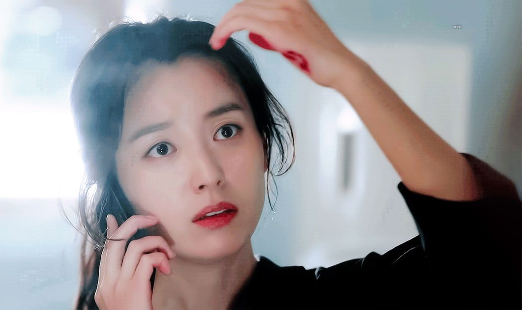 6 mỹ nhân hành động gây mê cực mạnh ở phim Hàn 2021: Han So Hee làm cỏ băng tội phạm, Han Hyo Joo đấm nhau với zombie - Hình 6