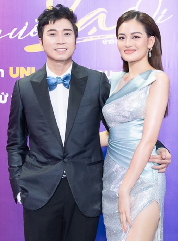 Karik rò rỉ ảnh cưới, cô dâu hoá ra là người quen trong showbiz? - Hình 4