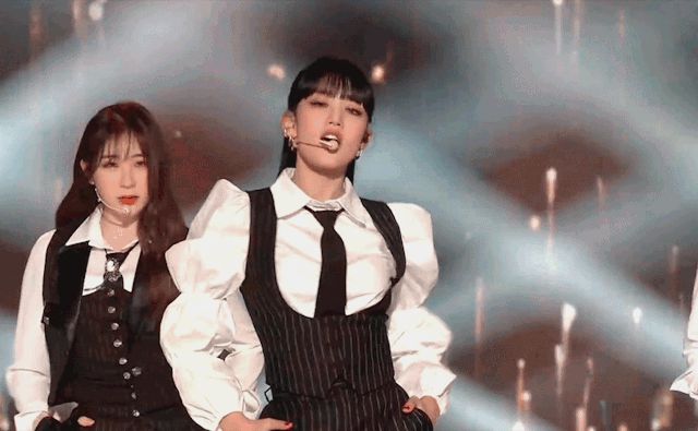 Bạn thân Lisa (BLACKPINK) oanh tạc sân khấu, lượt xem fancam chặt đẹp Ryujin, Wonyoung cùng loạt idol nữ Gen 4! - Hình 4