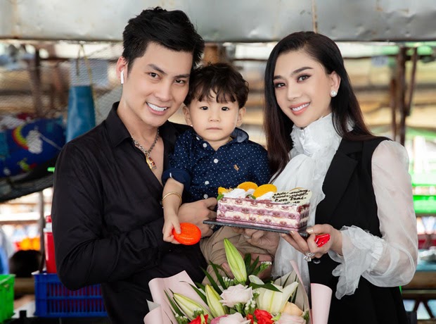 Chồng cũ Lâm Khánh Chi xuất hiện tình tứ bên gái lạ, có tình mới sau nửa tháng ly hôn? - Hình 2