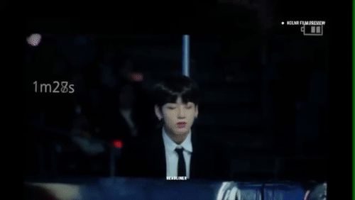 Buồn của Jungkook: Crush IU nhưng đàn chị chỉ nhìn đắm đuối 1 thành viên BTS khác là sao? - Hình 1