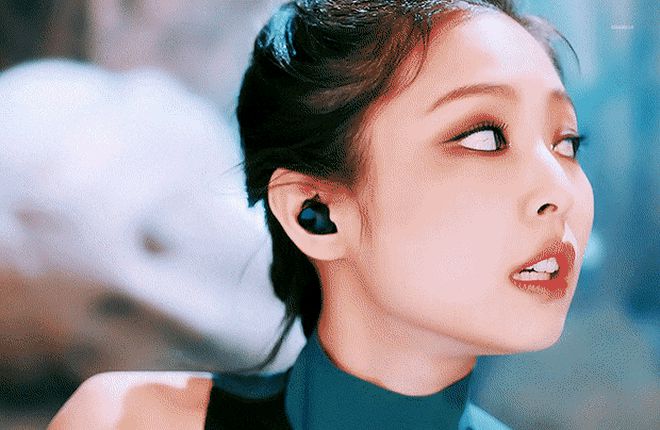 Nghe nói dạo này chị em mê 5 mỹ nhân này: Jennie - Han So Hee thành icon nhan sắc mới, đôi nữ dancer và YouTuber đổi đời vì... đẹp quá trời - Hình 1