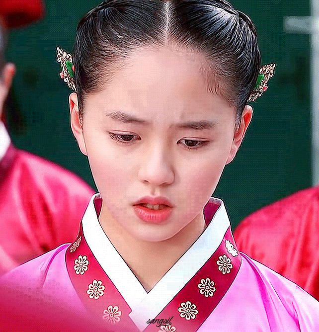 Sao nhí Mặt Trăng Ôm Mặt Trời lột xác sau 9 năm: Kim So Hyun thành nữ thần, nữ phụ đổi đời nhờ Penthouse, Kim Yoo Jung hẹn hò nam thần BTS? - Hình 20