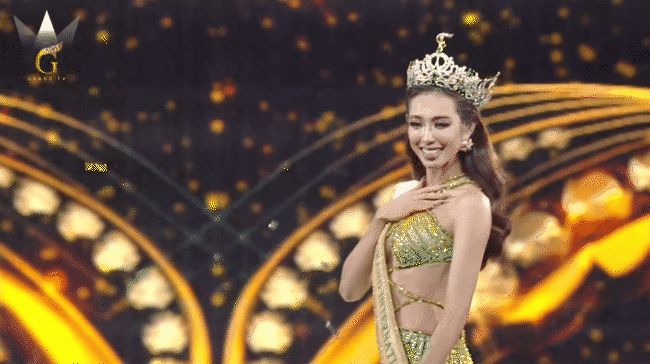 Thùy Tiên Miss Grand 2021: Cô gái mệnh Thổ cực thông minh khi chọn trang phục dự thi, mang đôi cánh tiên tri chinh phục ngôi vị cao nhất lịch sử - Hình 1