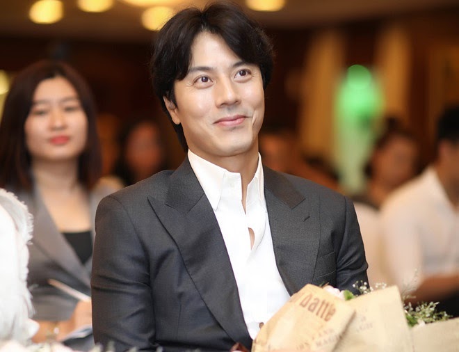 Han Jae Suk của Giày thuỷ tinh - Công tử nhà tài phiệt đánh mất tất cả vì trốn nghĩa vụ quân sự - Hình 3