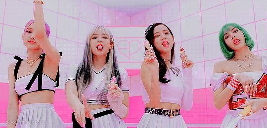 Ice Cream lặng lẽ đạt nửa tỷ views, fan quay sang kỳ thị loạt video dance của BLACKPINK vì ngang ngược hơn cả MV - Hình 2