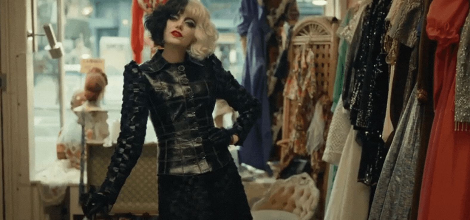 Emma Stone hóa Joker nữ xinh khét lẹt, đi đồ sát chó con ở trailer Cruella - phim về phản diện của 101 Chú Chó Đốm - Hình 2