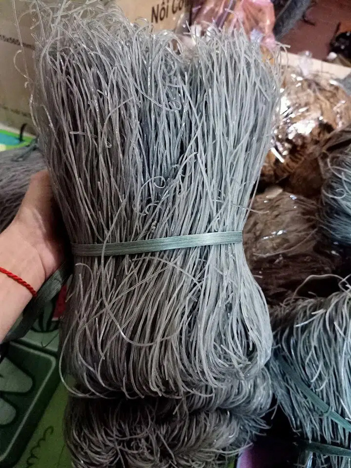 Ăn miến dong dịp Tết: Cẩn trọng với miến nhuộm hóa chất độc hại, chuyên gia tiết lộ 5 tiêu chí vàng để chọn miến sạch và ngon - Hình 4