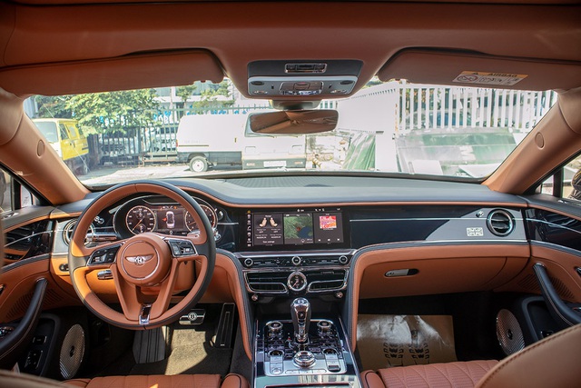 Biệt thự di động Bentley Flying Spur W12 First Edition giá hơn 25 tỷ đồng - Hình 6
