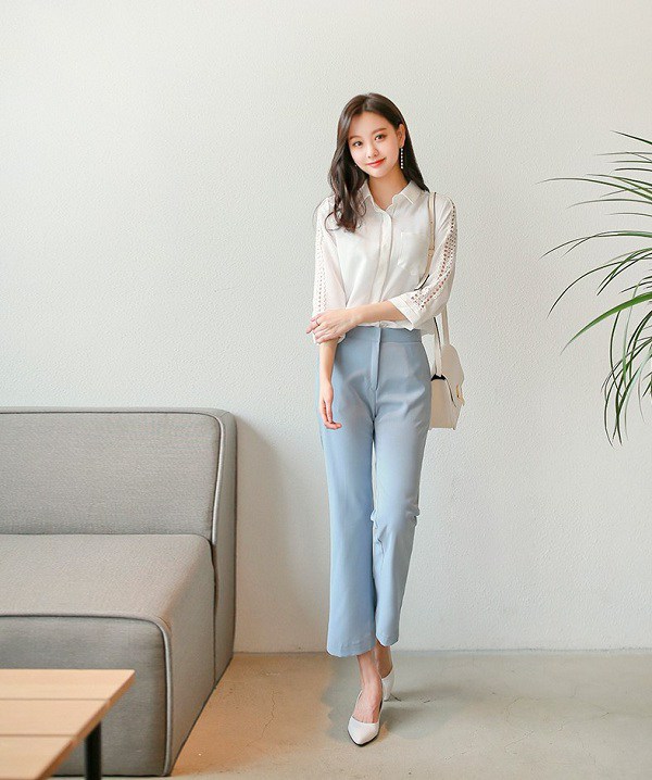 Chân ngắn nhưng lại thích đi giày bệt, nàng sắm ngay những kiểu quần này để tránh bị dìm dáng - Hình 1