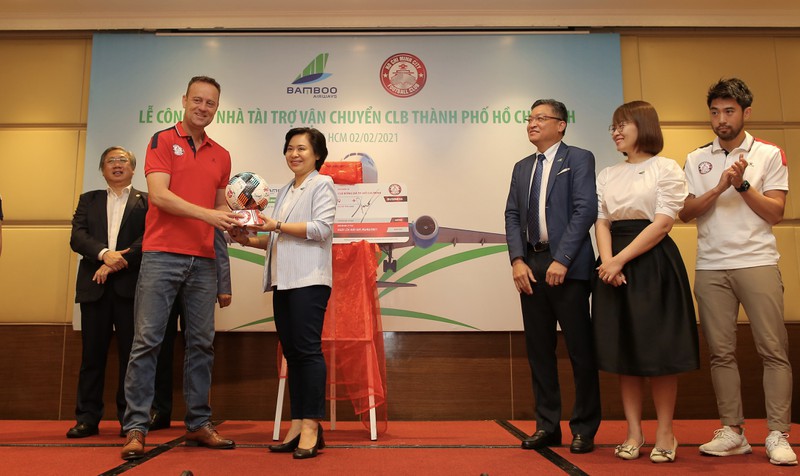 CLB TP.HCM mơ bay cao cùng Bamboo ở V-League 2021 - Hình 5