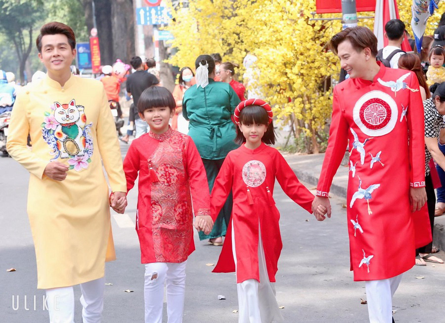 Hòa Hiệp - Bá Thắng diện áo dài xuống phố - Hình 4
