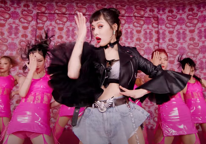 HyunA diện đồ hiệu gợi cảm trong MV mới - Hình 9