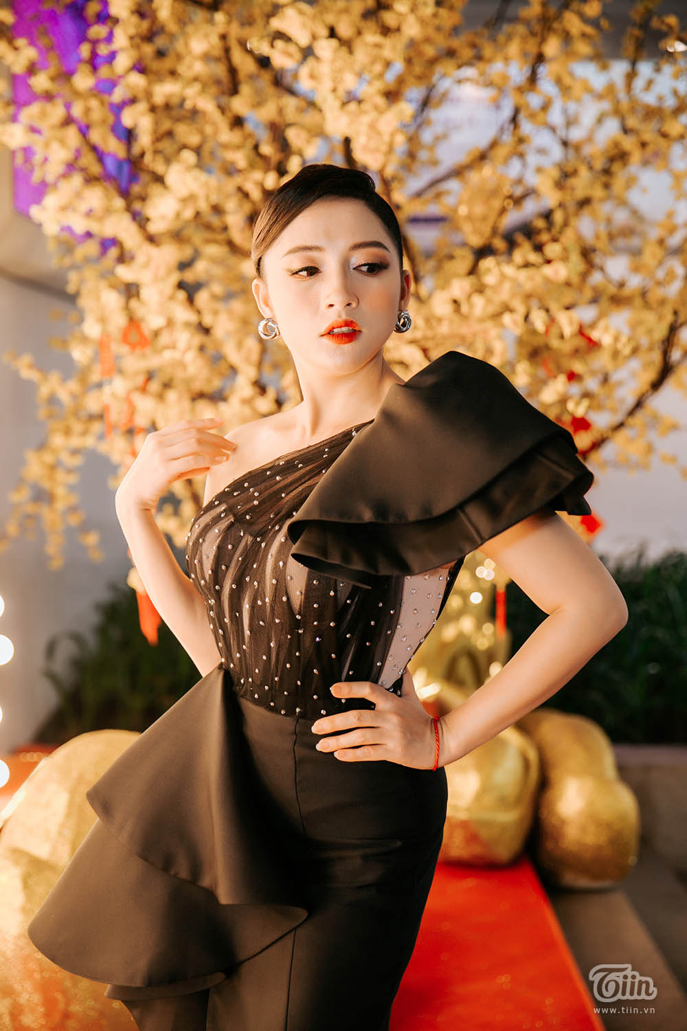 MC Lệ Chi khoe visual gút chóp với nhan sắc không góc chết - Hình 4