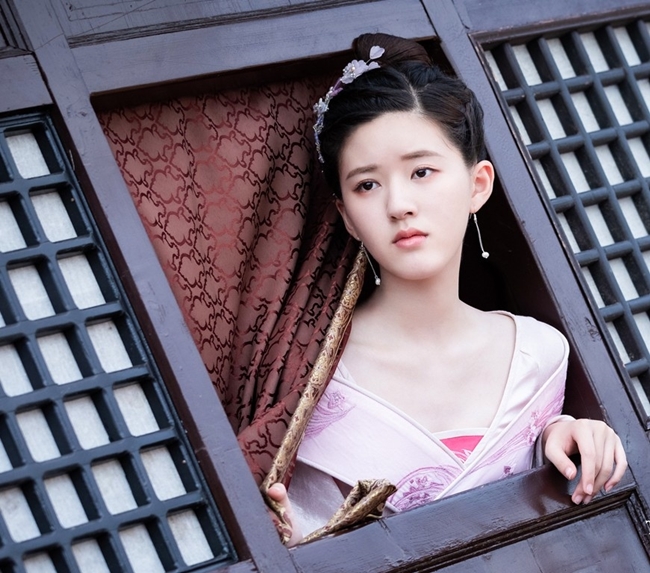 Mỹ nhân Hoa ngữ vén rèm: Triệu Lệ Dĩnh vô hồn, Lâm Tâm Như sống động - Hình 3
