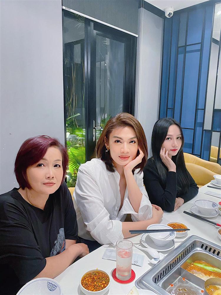 Nhan sắc 2 thế hệ nhà Đào Bá Lộc: Không ai qua nổi nam ca sĩ - Hình 1