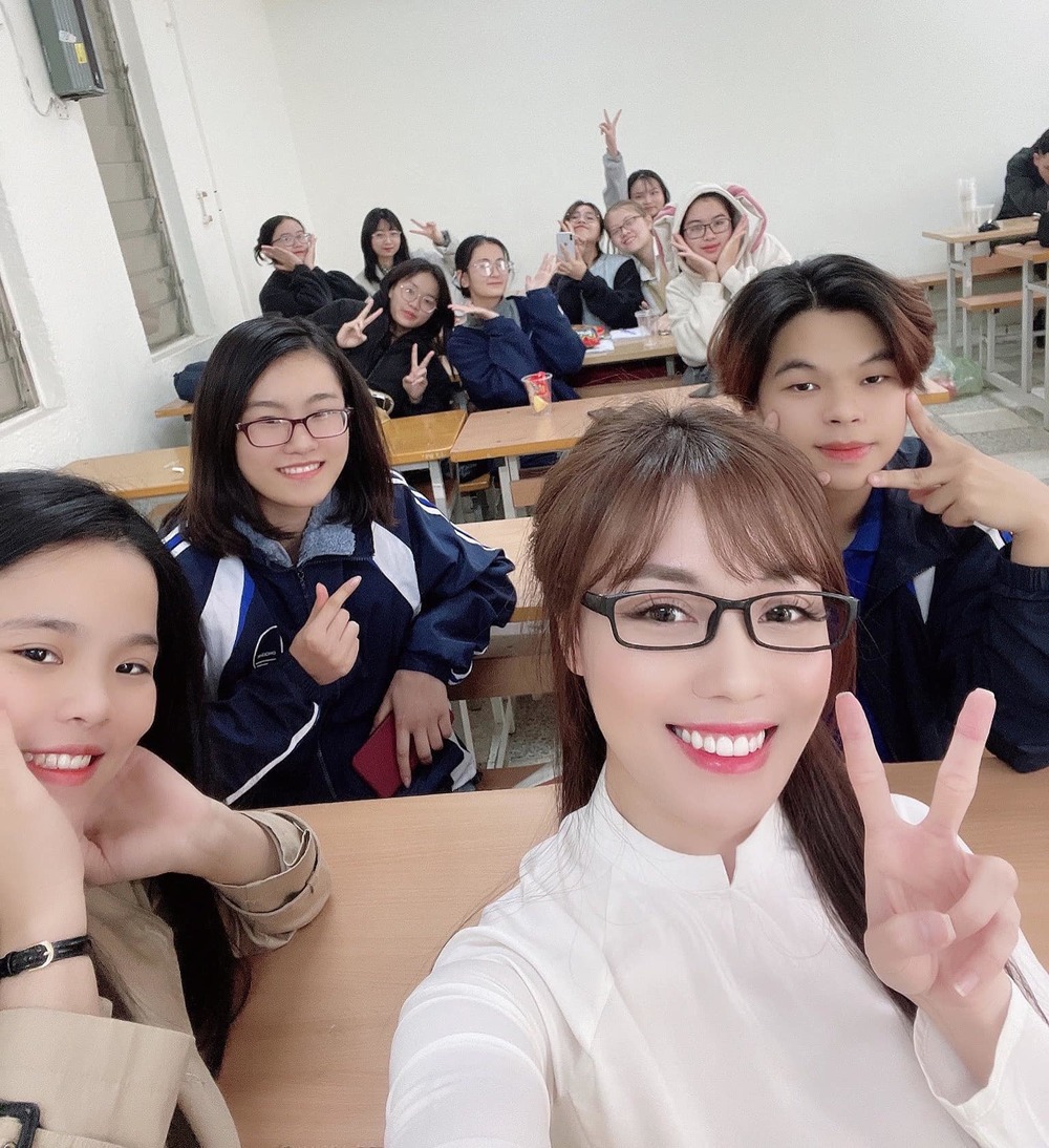 Sau ly hôn Trọng Hưng, Âu Hà My mua thêm nhà mới đón Tết 2021 - Hình 4