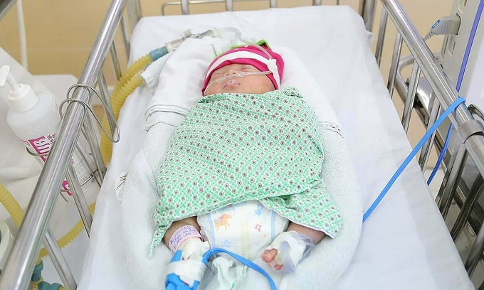 Tìm mẹ cho bé sơ sinh bị bỏ rơi cận Tết - Hình 1