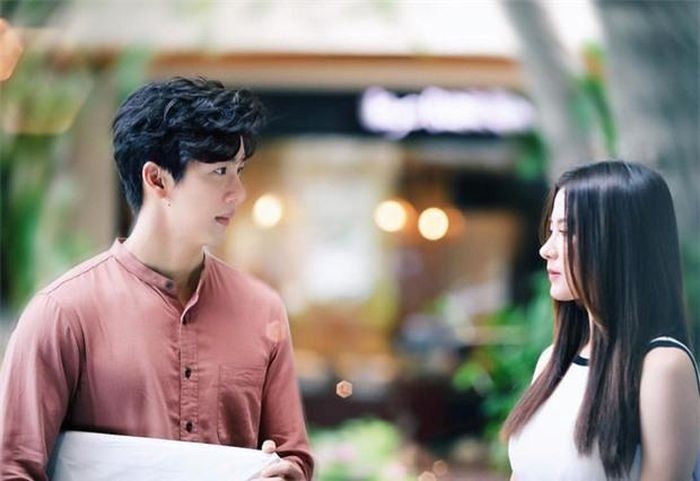 Xem tin nhắn tiền thưởng Tết của chồng, tôi suýt ngất vì dòng chữ ghi bên dưới - Hình 2