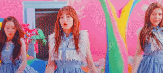 Red Velvet có ca khúc bị chê là dở nhất sự nghiệp nhưng lại khiến nhiều người bị quật replay điên đảo, lập kỷ lục về cúp âm nhạc - Hình 1