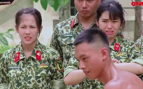 Nam Thư, Khánh Vân bật khóc khi chứng kiến màn biểu diễn khí công nguy hiểm tại Sao Nhập Ngũ - Hình 4