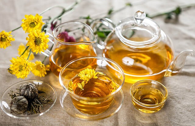 Uống nhiều trà hoa cúc có tốt không?