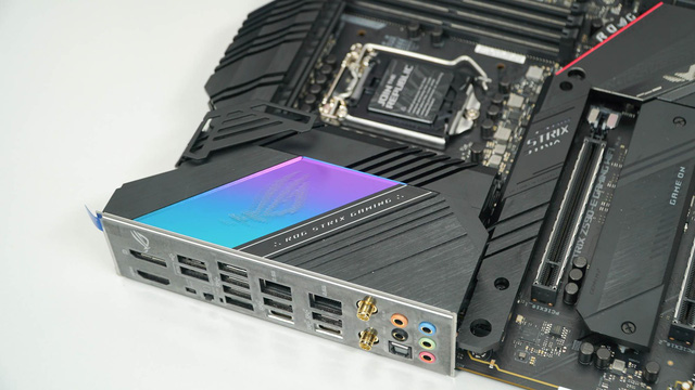 Đập hộp cặp đôi ASUS Z590 TUF và STRIX E-Gaming: Bo mạch chủ đỉnh cao cho anh em lên đời CPU thế hệ 11 - Hình 13