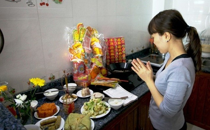 Nên cúng ông Công ông Táo ở đâu? Cúng sao mới đúng? - Hình 4