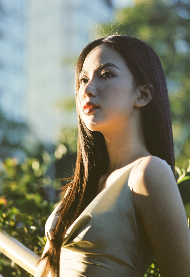 Cô gái có làn da đẹp nhất Hoa hậu Việt Nam 2020 xinh mong manh như sương khói - Hình 7