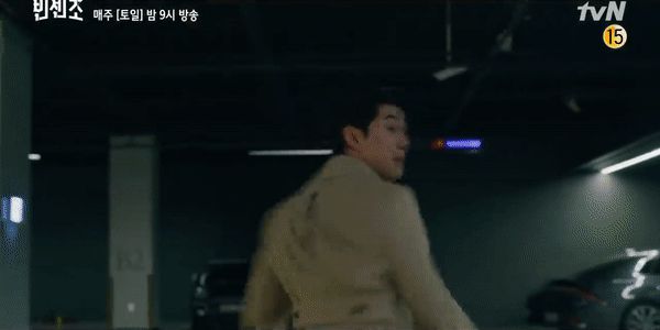 Vincenzo trailer tập 10: Taecyeon đoán được thân phận của Song Joong Ki, một màn thanh toán đẫm máu sắp xảy ra - Hình 4