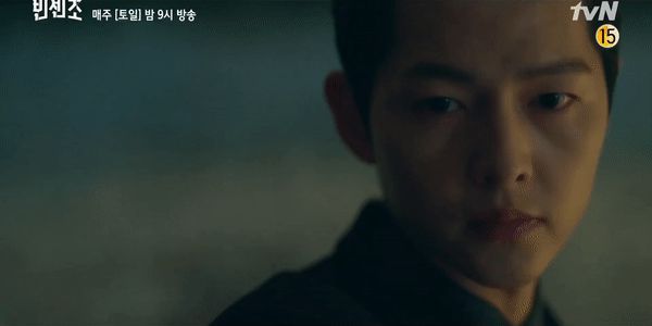 Vincenzo trailer tập 11: Taecyeon rạch cổ sau khi bị crush biết thân phận thật, em trai bị Song Joong Ki lợi dụng phản bội? - Hình 2