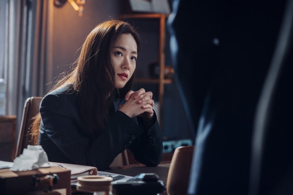 Jeon Yeo Bin - Người tình của Song Joong Ki trong Vincenzo, tài năng nở muộn của điện ảnh xứ Hàn - Hình 6