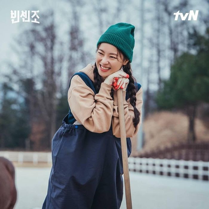 Jeon Yeo Bin - Người tình của Song Joong Ki trong Vincenzo, tài năng nở muộn của điện ảnh xứ Hàn - Hình 8