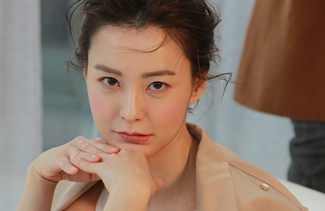 Jung Yoo Mi - Yêu tinh Gong Yoo và 3 lần nên duyên gây chú ý - Hình 7