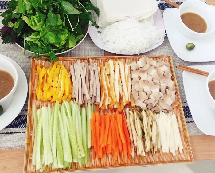 8X khoe những bữa cơm giản dị - Hình 8