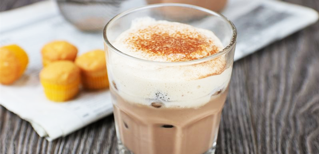 Chỉ cần thêm một nguyên liệu cơ bản này, ly cà phê tự pha tại nhà của chị em sẽ lên hẳn một level mới! - Hình 1