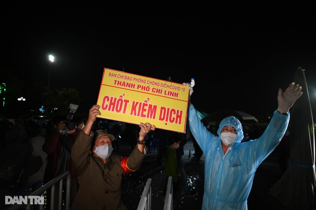 Dỡ bỏ hơn 900 chốt kiểm soát dịch Covid-19 ở Hải Dương - Hình 1