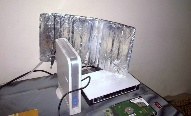 Phản biện bí kíp vừa bảo vệ sức khỏe, vừa cải thiện chất lượng internet của dân mạng Nga: dùng giấy bạc bọc router Wi-Fi!!! - Hình 4